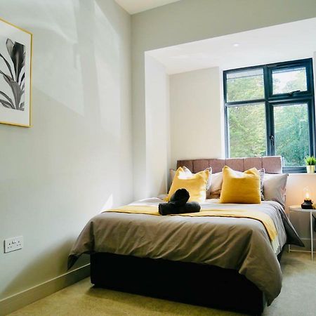 Luxury 3 Bedroom Apartment Near Bournemouth Beach & Poole Екстериор снимка