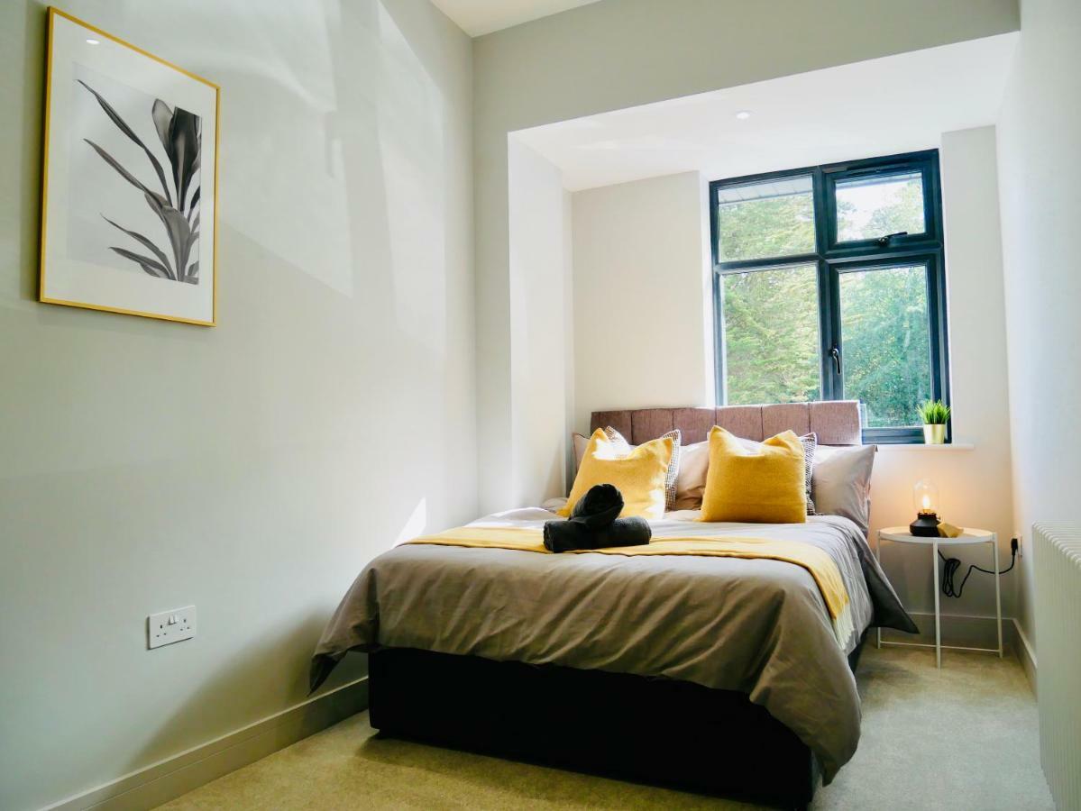 Luxury 3 Bedroom Apartment Near Bournemouth Beach & Poole Екстериор снимка