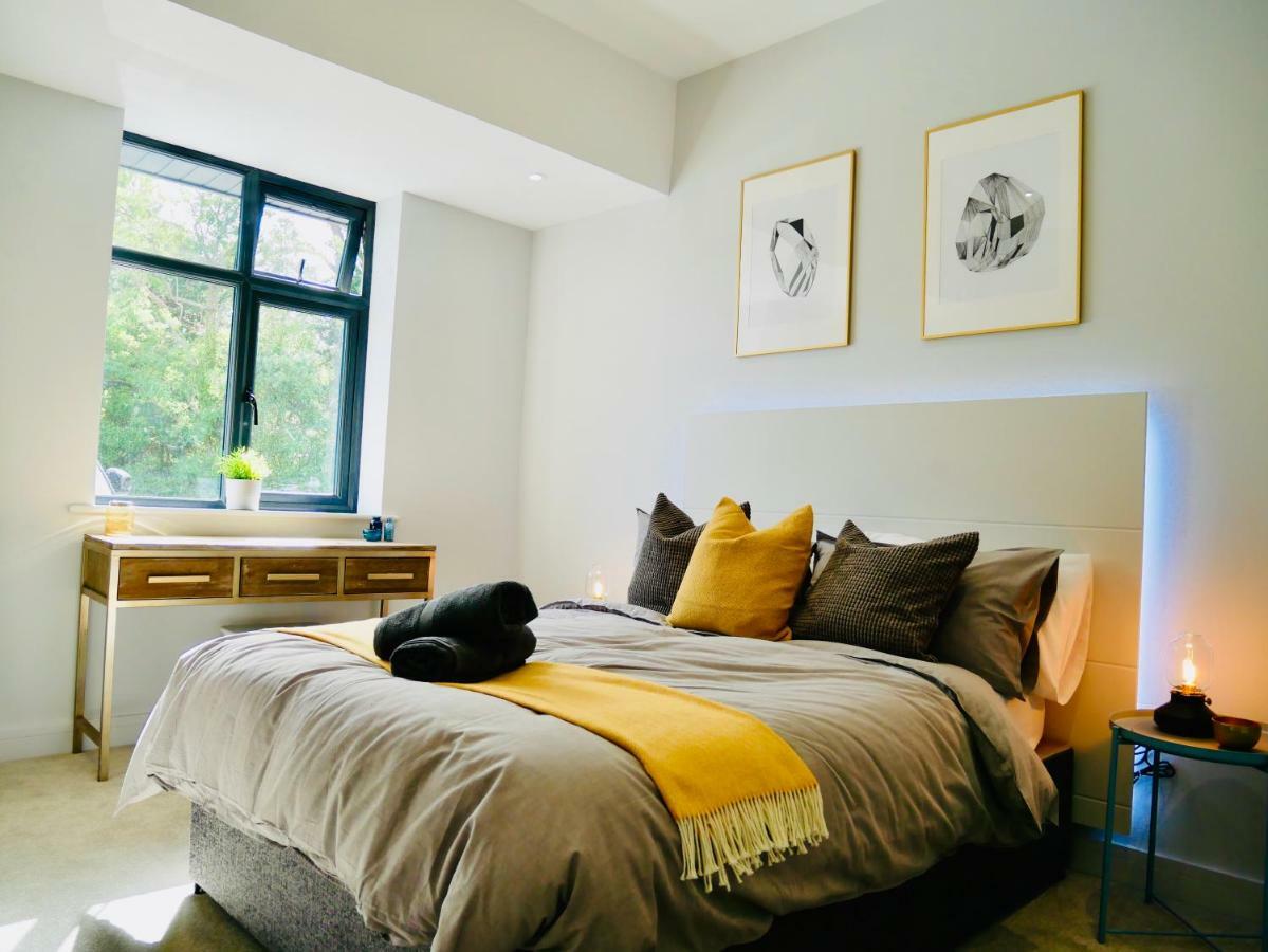 Luxury 3 Bedroom Apartment Near Bournemouth Beach & Poole Екстериор снимка